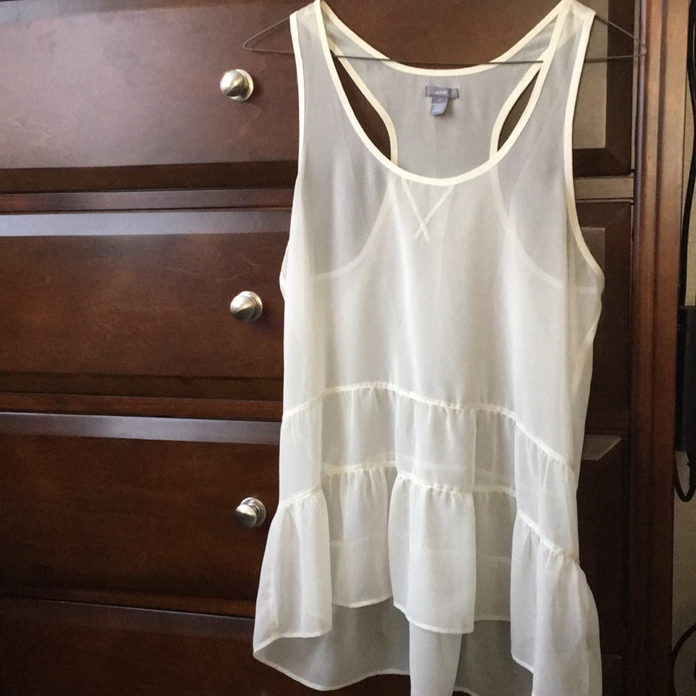 White tank